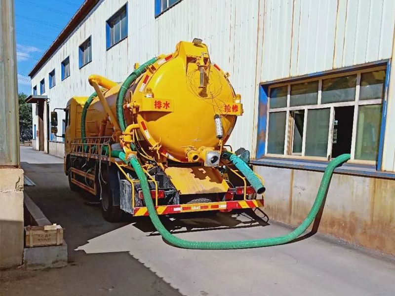 汤山厂区化粪池清理